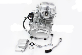 Двигатель мотоциклетный в сборе CG-150cc Двигатель мотоциклетный в сборе CG-150cc