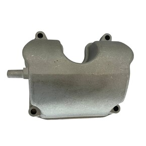 Крышка клапанов левая KM2V80 алюминиевая