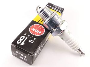 Свеча зажигания NGK BP6H Свеча зажигания NGK BP6H