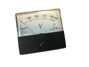 Вольтметр 450V